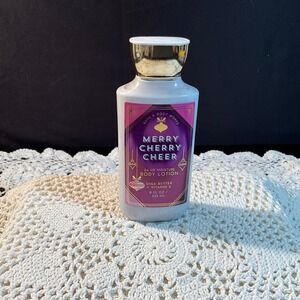 Bath & Body Works Merry Cherry Cheer Body Lotion 8‎ fl oz Holiday